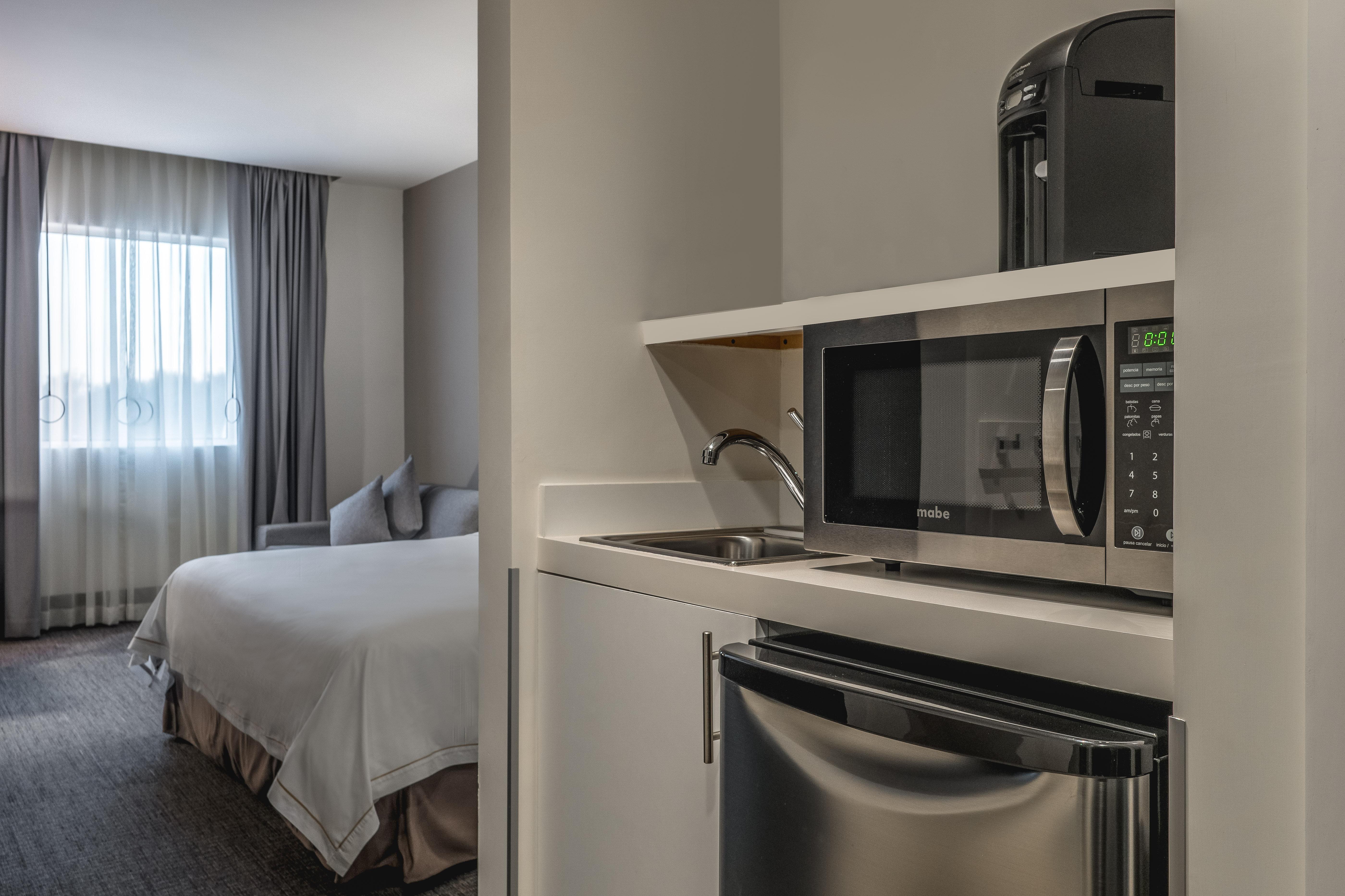 Holiday Inn Express & Suites Silao Aeropuerto Terminal By Ihg מראה חיצוני תמונה
