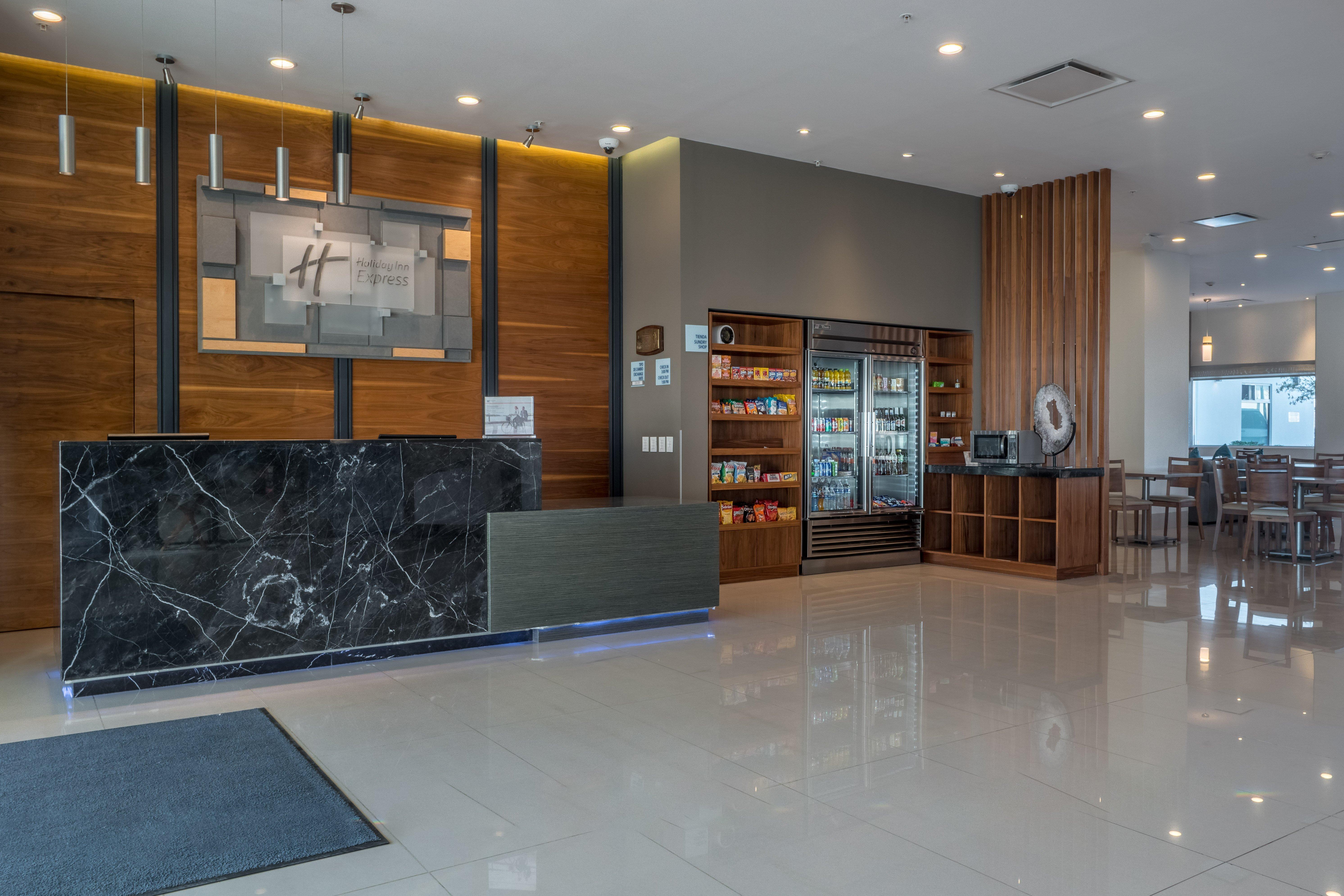 Holiday Inn Express & Suites Silao Aeropuerto Terminal By Ihg מראה חיצוני תמונה
