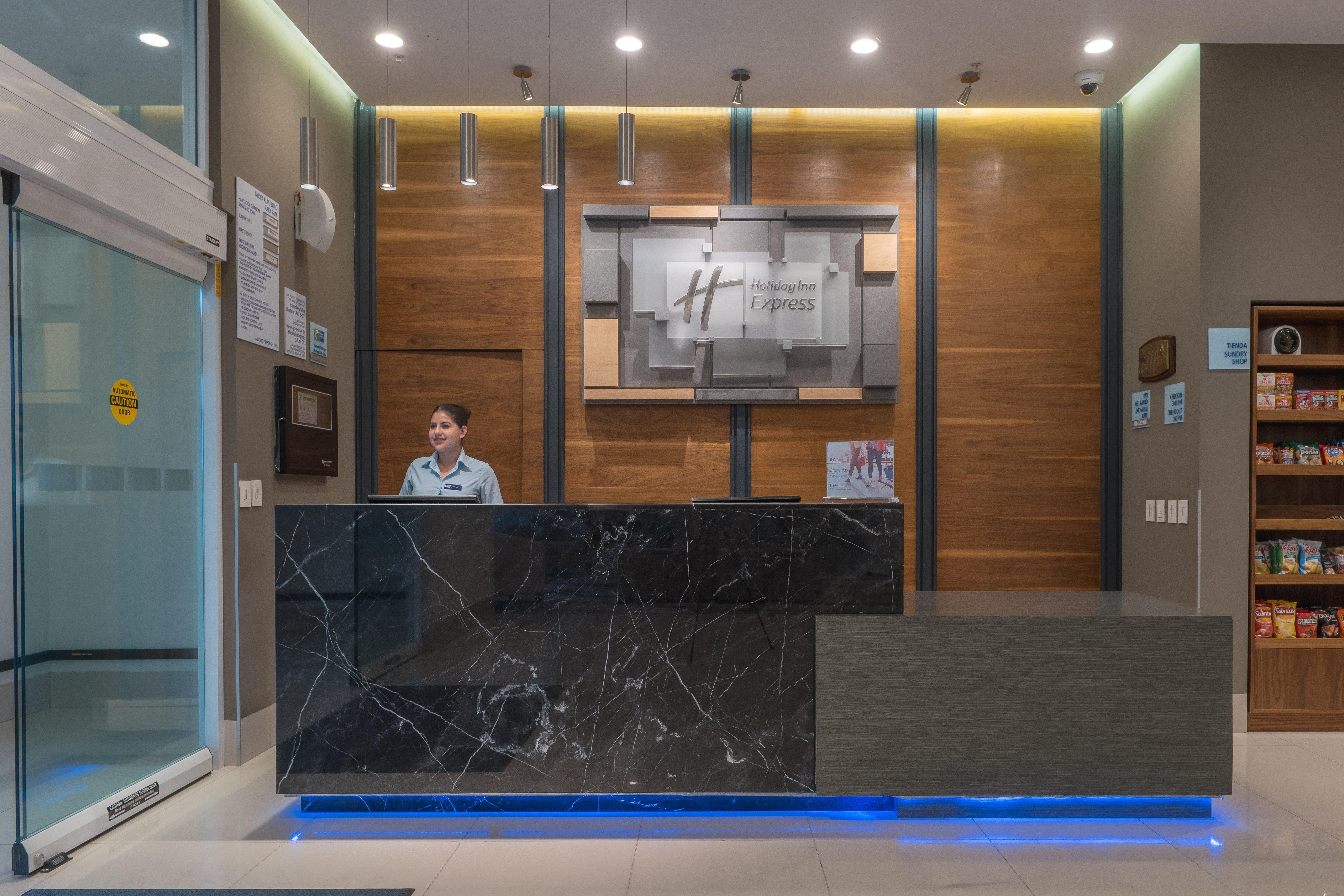 Holiday Inn Express & Suites Silao Aeropuerto Terminal By Ihg מראה חיצוני תמונה